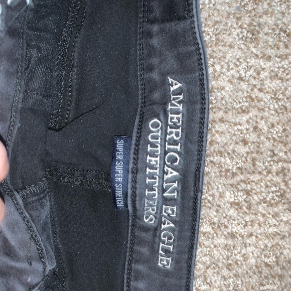 Black American Eagle Skinny Jeans - Picture 2 of 4